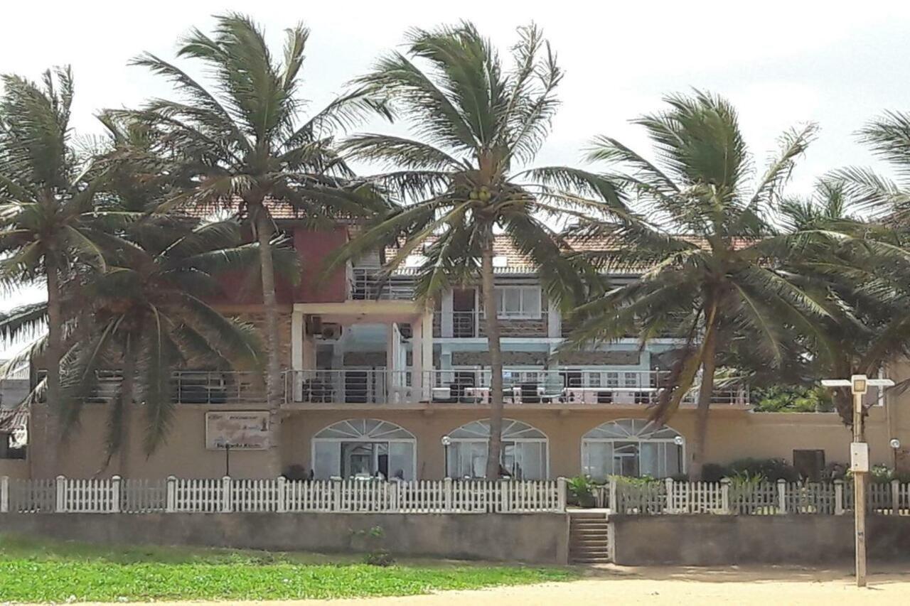 Oasis Beach Resort Negombo Dış mekan fotoğraf