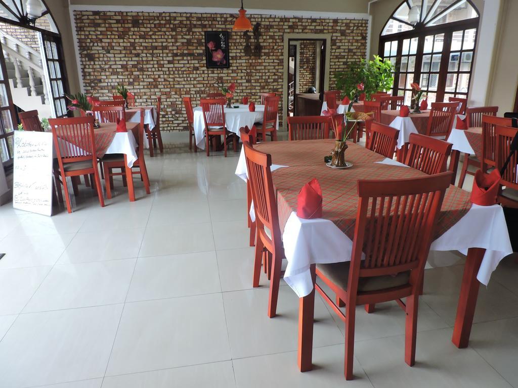 Oasis Beach Resort Negombo Dış mekan fotoğraf