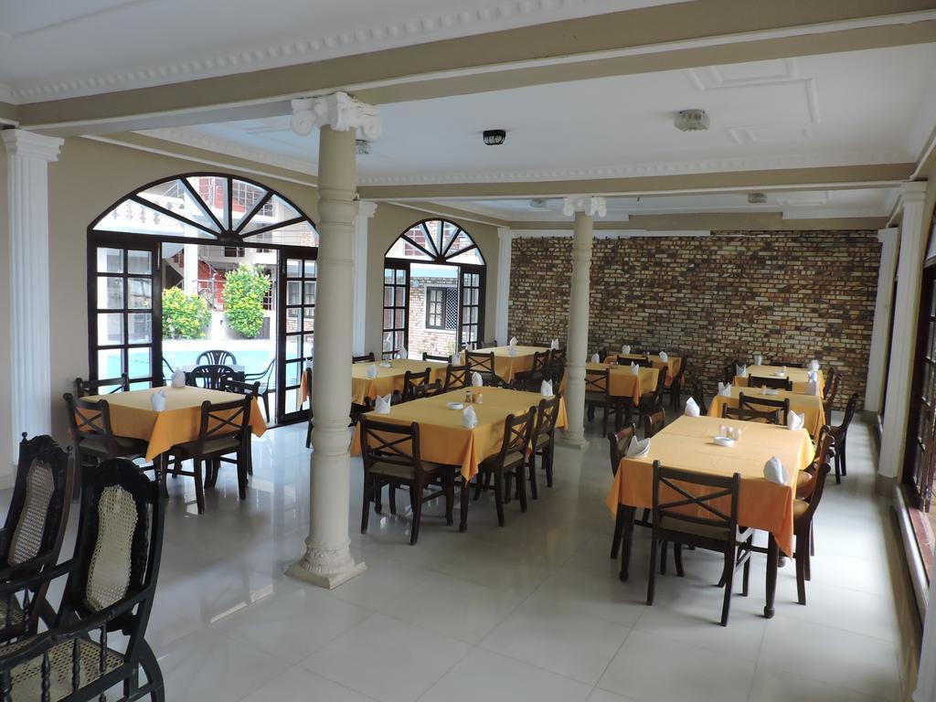 Oasis Beach Resort Negombo Dış mekan fotoğraf