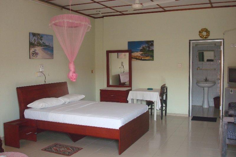 Oasis Beach Resort Negombo Dış mekan fotoğraf