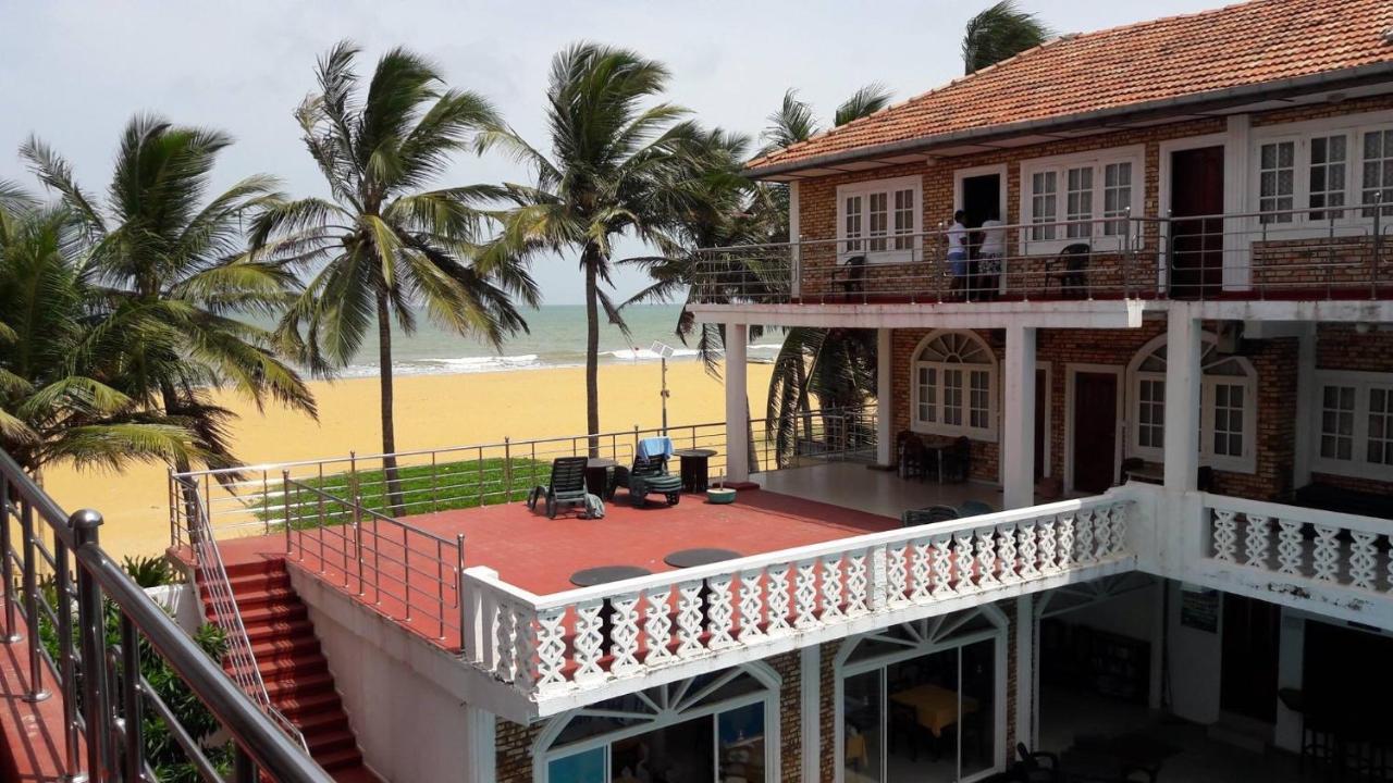 Oasis Beach Resort Negombo Dış mekan fotoğraf